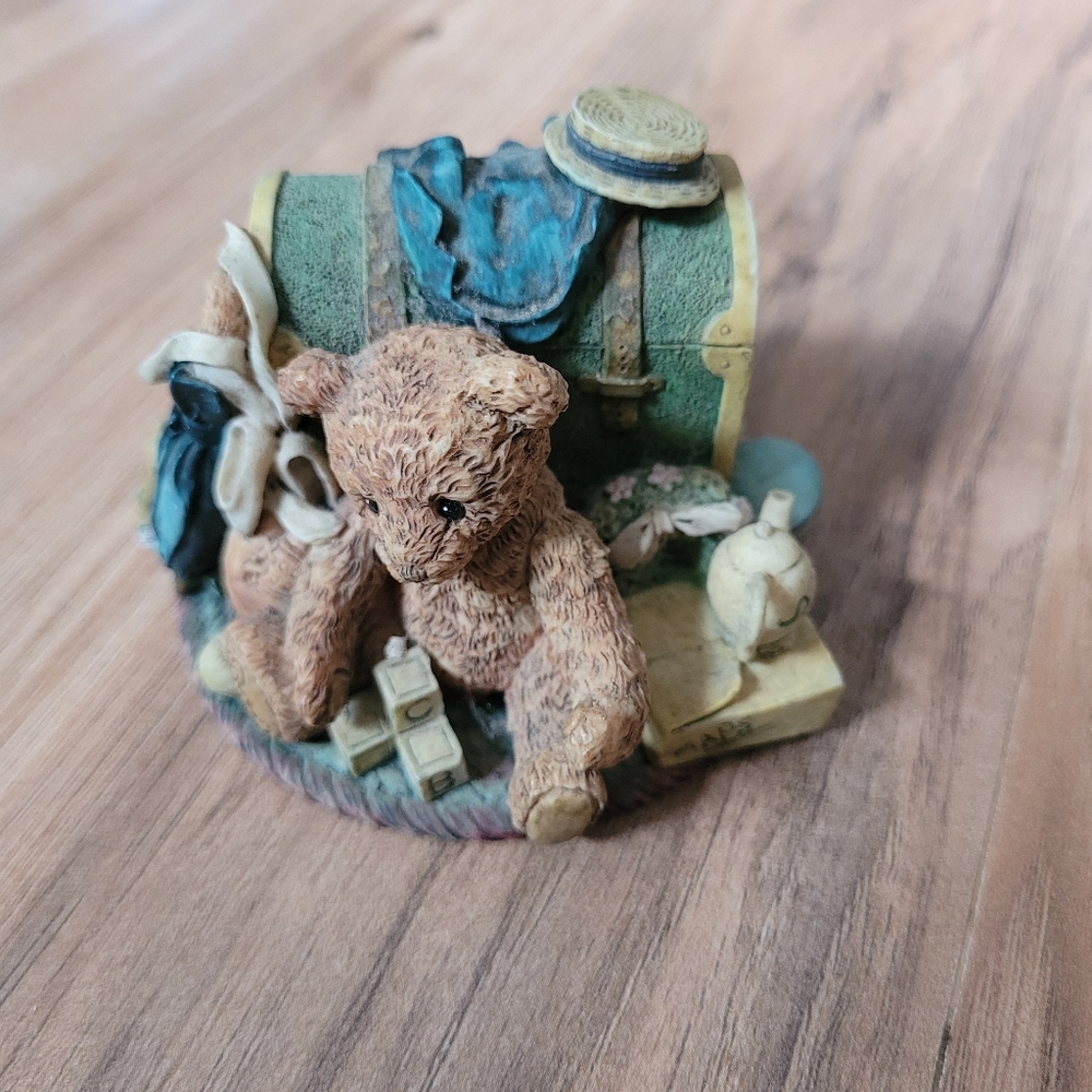 1995 Ganz Grandmas Attic Figurine